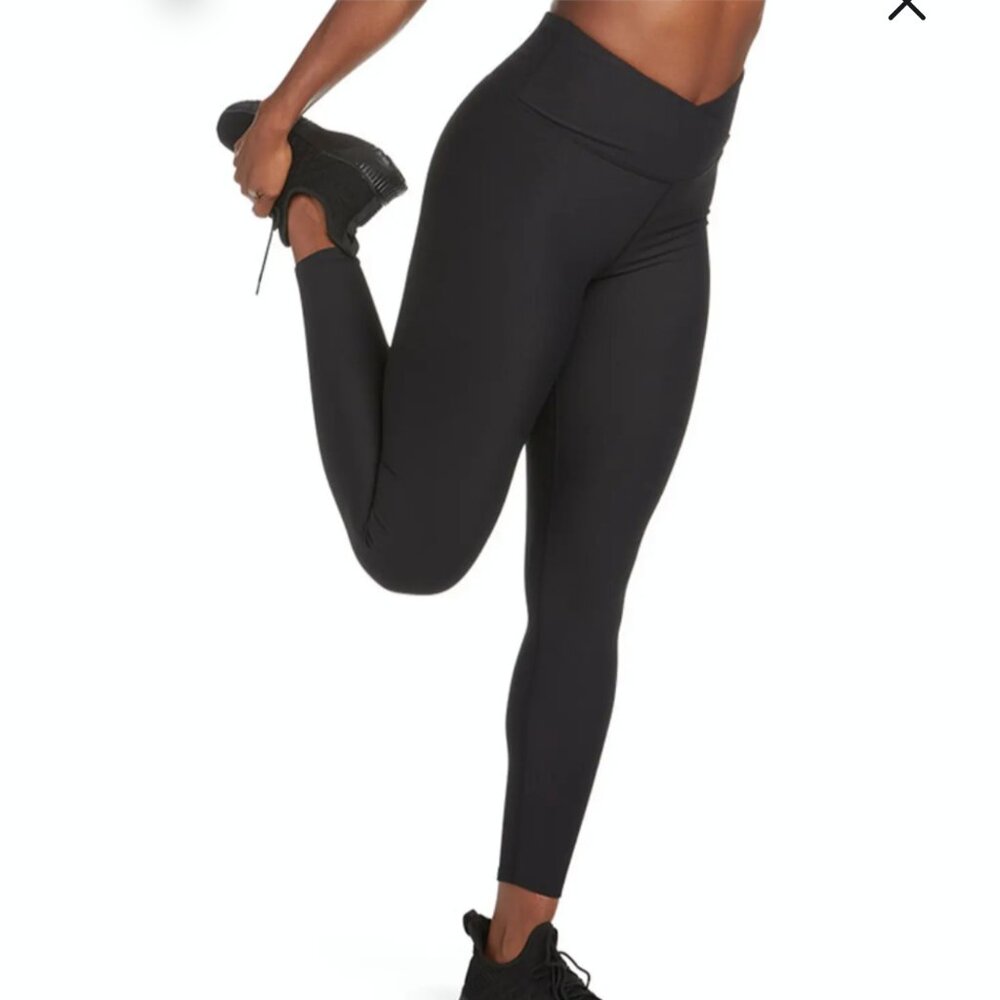 ELECTRIC YOGA Rib Legging & Off Shoulder Rib Bra Set - Picture 7 of 12